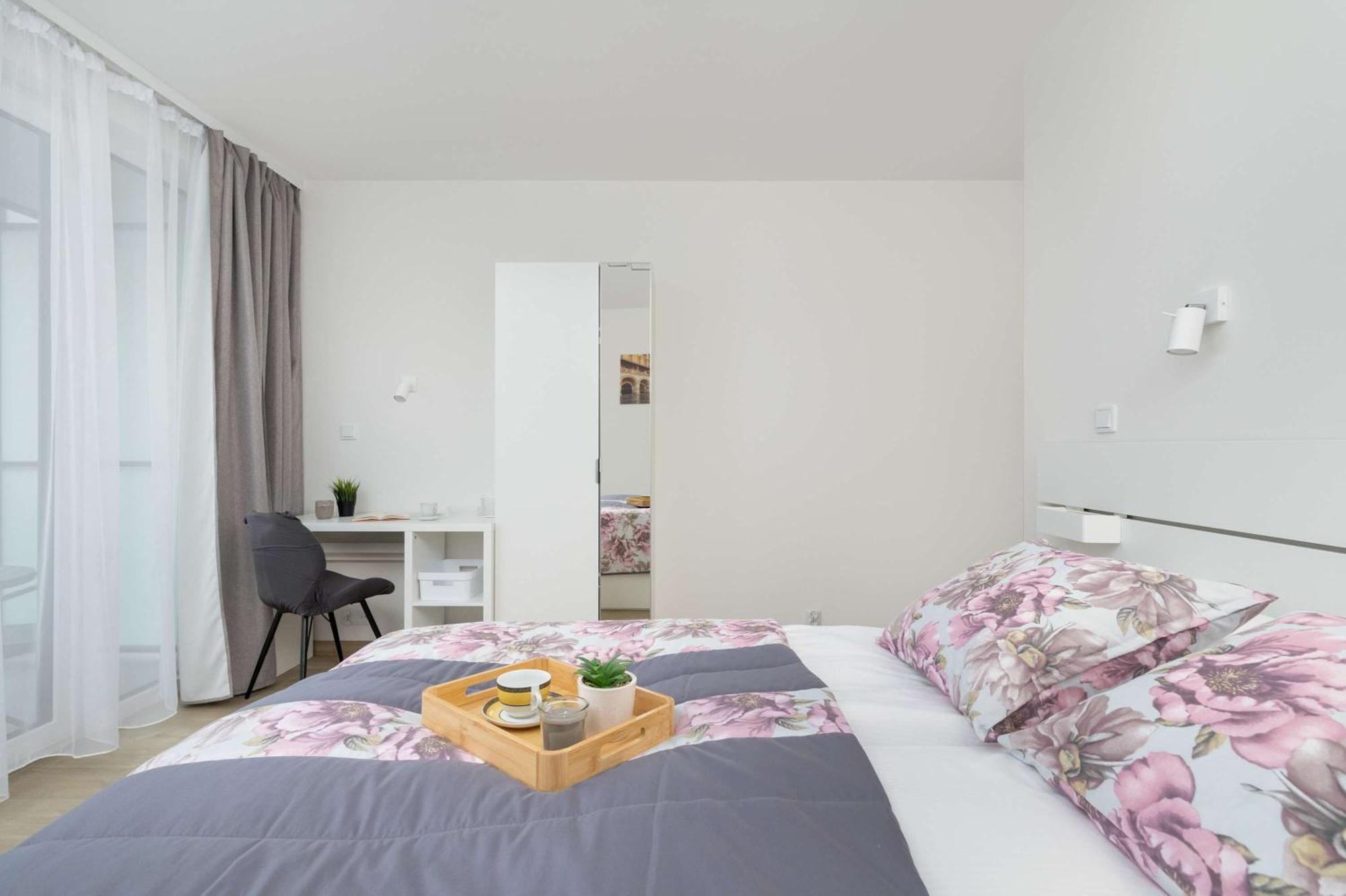 Cozy Apartments Laszkiewicza With Parking By Noclegi Renters Krakov Exteriér fotografie