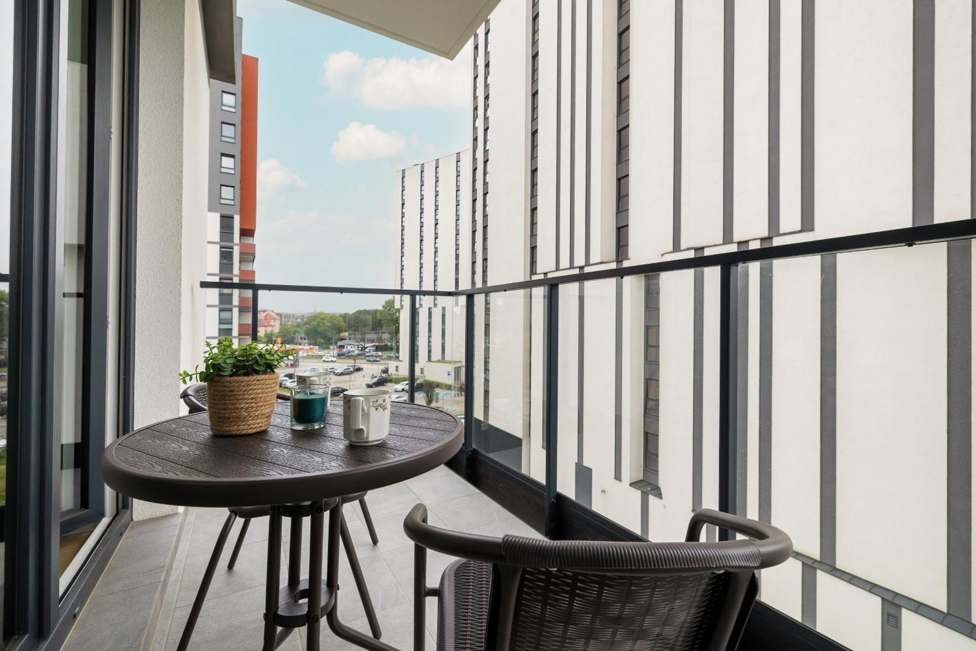 Cozy Apartments Laszkiewicza With Parking By Noclegi Renters Krakov Exteriér fotografie